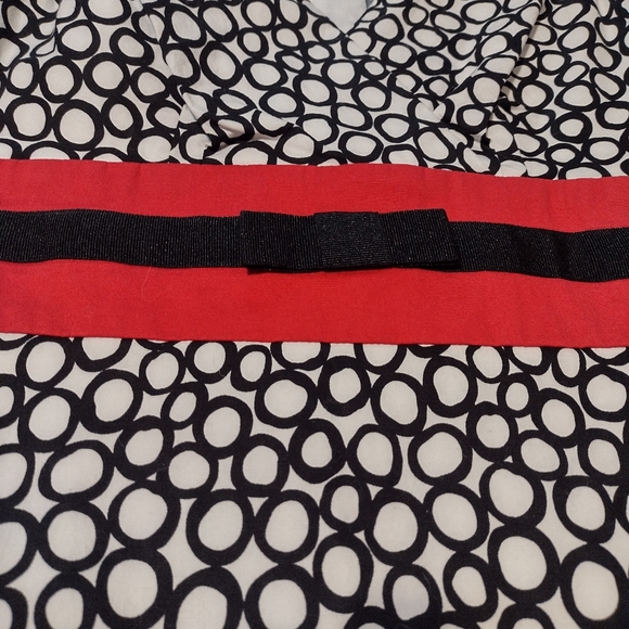 Nice dress by Rabbit Rabbit Rabbit Size 10 - Picture 3 of 5